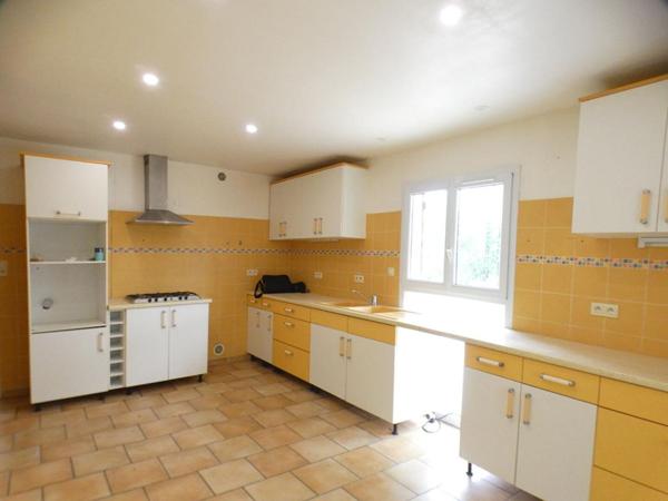 Maison Cublac 4 chambres avec parc arboré clos
