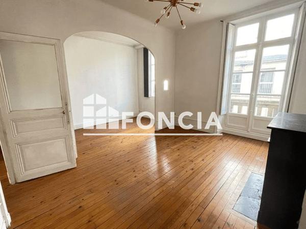 Location Appartement 4 pièces 74.2 m² - 11 RUE URVOY DE ST BEDAN Nantes 44000