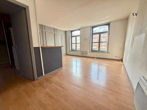 A VENDRE : T2 à LILLE • Centre / republique • 164 000 € FAI • Réf. 2039