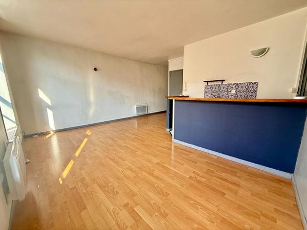A VENDRE : T2 à LILLE • Centre / republique • 164 000 € FAI • Réf. 2039