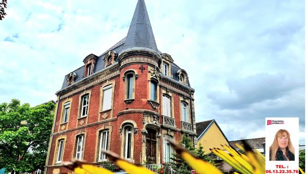 LOUVIERS 27400 hyper centre ville - Propriété de caractère de 240 m2 - 5 chambres + une maison d'amis de 75 m2 rénovée sur 1.200 m2 de terrain plat - Prix : 556.000