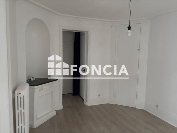 Location Appartement 3 pièces 55.07 m² - 23 RUE DE ROCROY Paris 75010