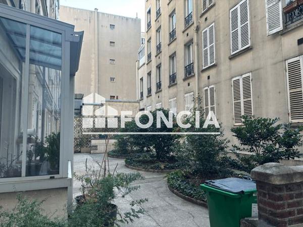 Location Appartement 3 pièces 55.07 m² - 23 RUE DE ROCROY Paris 75010