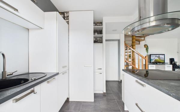 Appartement à vendre    3 pièces • 61 m2 Strasbourg