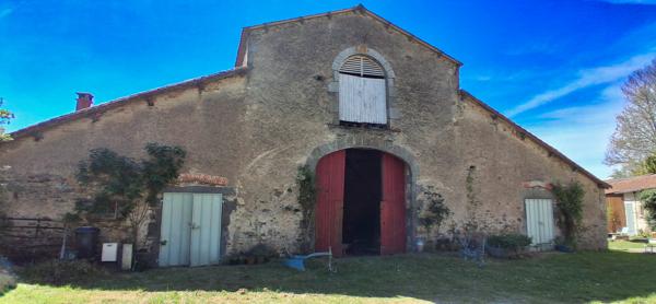 Grange à vendre à Terval (85120) - Vendée