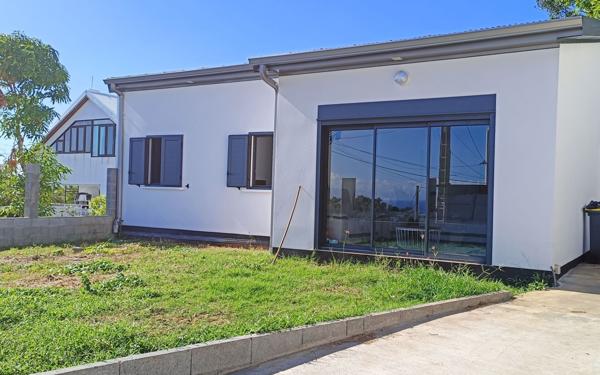 Maison à vendre    4 pièces •  Saint-Denis