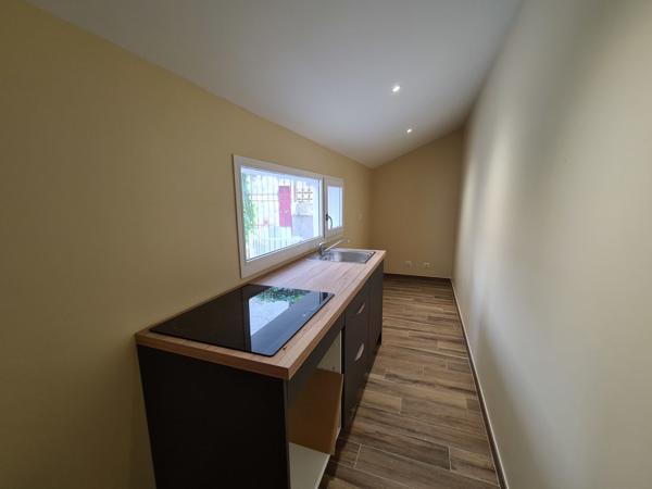 Location
                Maison64 m² - 3 Pièces -
                    AGEN (47000)