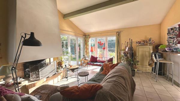 Maison avec piscine au calme !!!