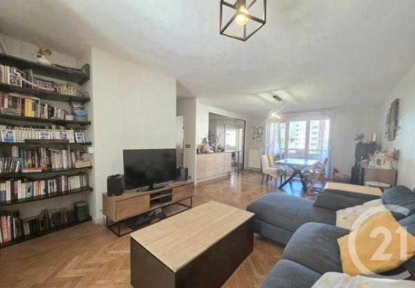 Appartement F4 à vendre  4 pièces - 81 m 2   VILLEURBANNE  - 69