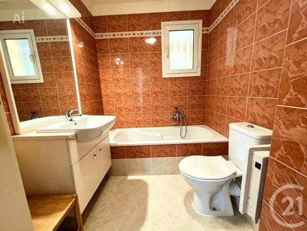 Appartement à vendre  4 pièces - 85,43 m 2   CAP D AIL  - 06