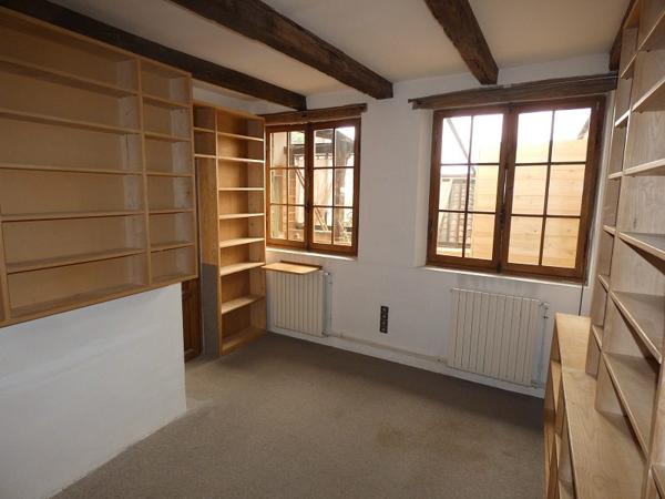 Superbe maison restaurée du 13ème siècle dans le centre historique de Cahors