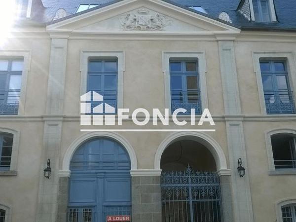 Location Appartement 3 pièces 107.5 m² - 2 RUE DES BENEDICTINS Vitre 35500