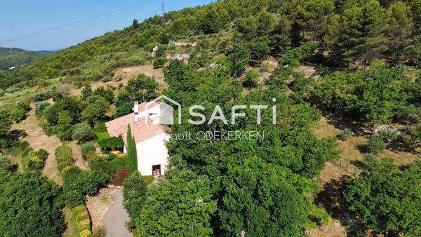 Maison d’architecte sur les hauteurs de Manosque avec vue panoramique exceptionnelle sur la vallée et les Alpes.