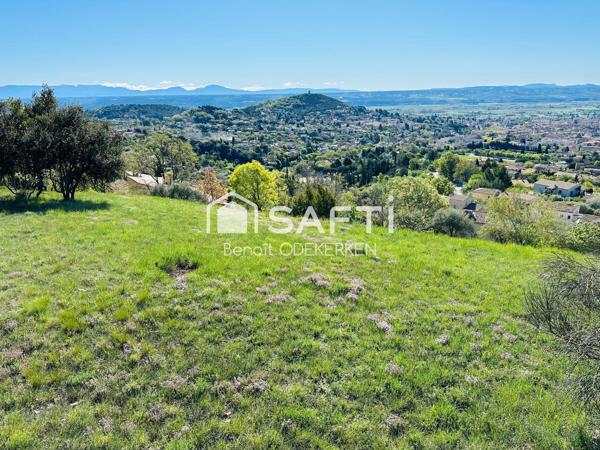 Maison d’architecte sur les hauteurs de Manosque avec vue panoramique exceptionnelle sur la vallée et les Alpes.