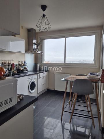 T2 lumineux 51M2 + Terrasse Résidence Castelroc 13010