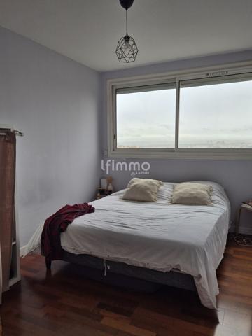 T2 lumineux 51M2 + Terrasse Résidence Castelroc 13010