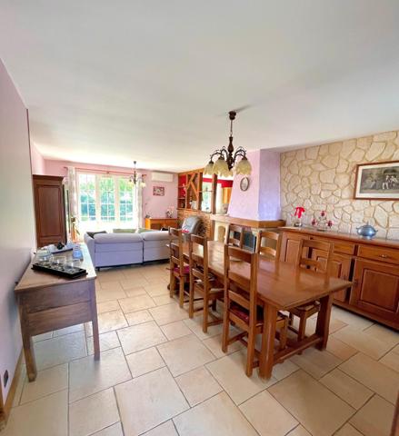 Trouy, maison de plain pied 4 chambres