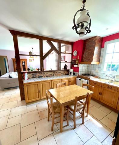 Trouy, maison de plain pied 4 chambres