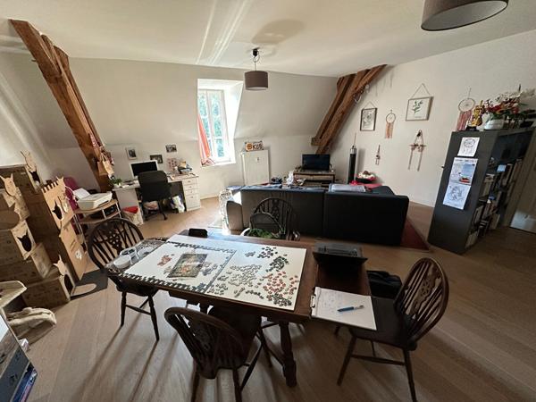 EXCLUSIVITÉ ERA ! Appartement 3 pièces de charme  104 m²  Beire-le-Châtel
