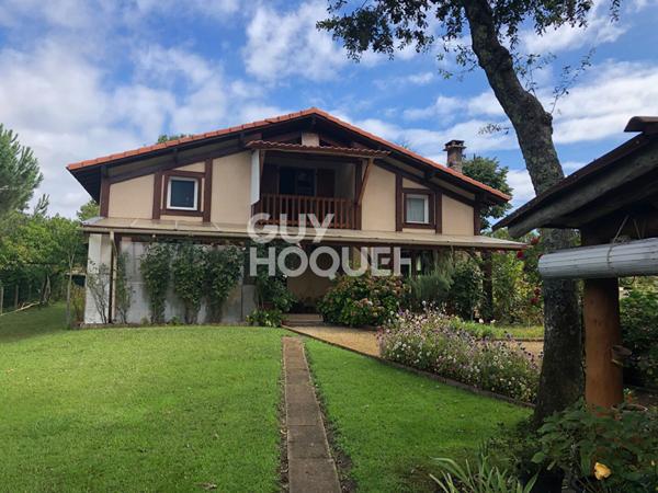 Maison des années 90 dans un magnifique jardin de 2000m2 à GARROSSE - MORCENX-LA-NOUVELLE (40110)