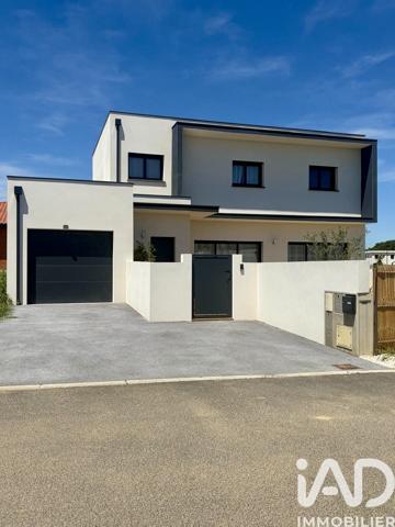 Maison à vendre 4 pièces 133 m² Pollestres