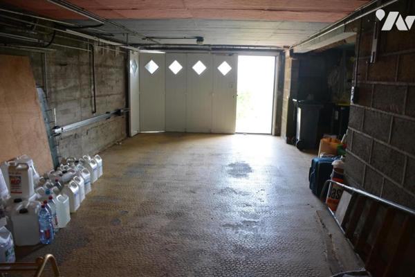 Vente sur la commune de Sablé sur Sarthe une maison avec un garage et un jardin