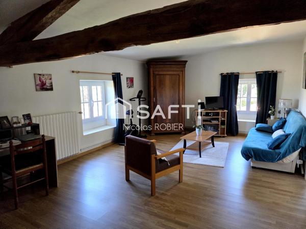 Longère trois chambres et plus, dépendances, grand jardin !!