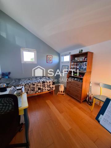 Servon sur Vilaine Longère 4ch mezzanine gd jardin