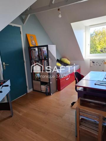 Servon sur Vilaine Longère 4ch mezzanine gd jardin