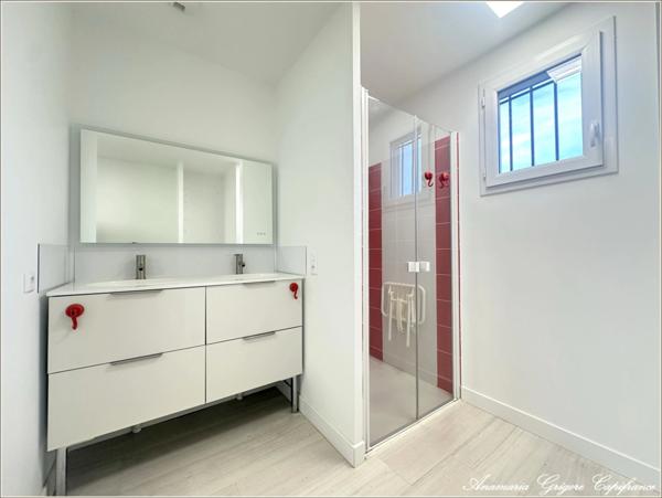 COURVILLE SUR EURE (28190) - Maison de plain pied, bâtie en 2020, d'une de surface -133 m², terrain clos de 671 m²