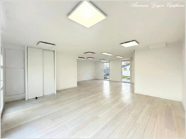 COURVILLE SUR EURE (28190) - Maison de plain pied, bâtie en 2020, d'une de surface -133 m², terrain clos de 671 m²