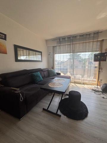 Appartement à SAINT MAUR DES FOSSES (94100)