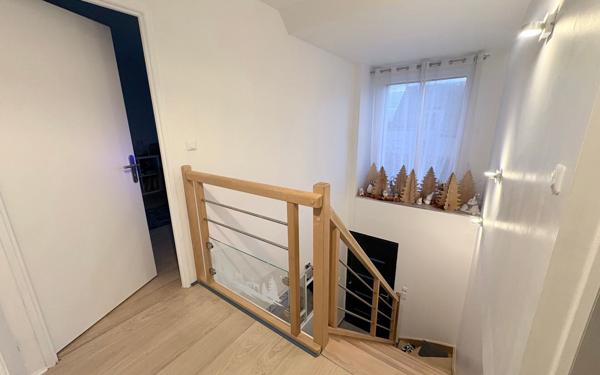 Maison à vendre    5 pièces • 125 m2 Saint-Fuscien