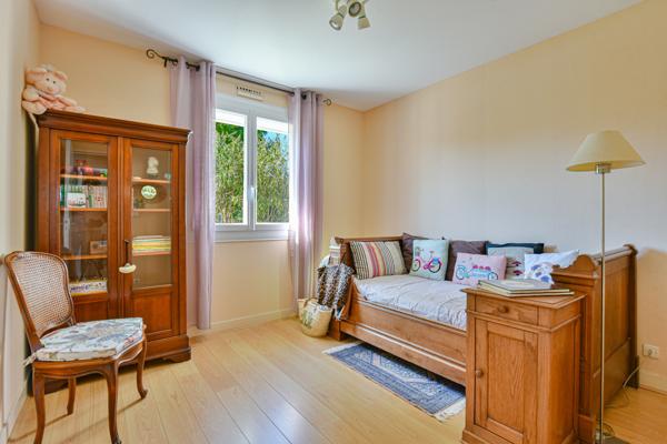 Maison
         7 pièces
        - 128 m² Exclusivité 339 000 €*