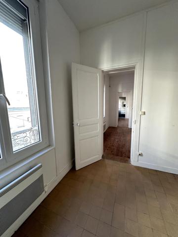 LAON - APPARTEMENT GRAND TYPE 3 LUMINEUX