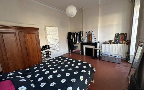 Appartement à vendre    4 pièces • 137 m2 Nîmes