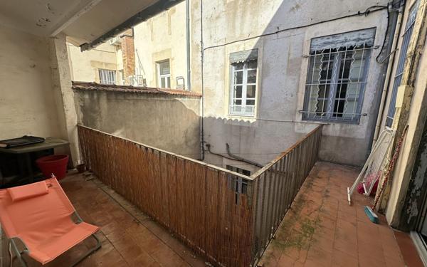 Appartement à vendre    4 pièces • 137 m2 Nîmes