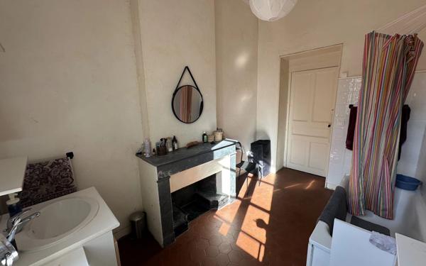 Appartement à vendre    4 pièces • 137 m2 Nîmes