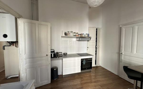 Appartement à vendre    4 pièces • 137 m2 Nîmes