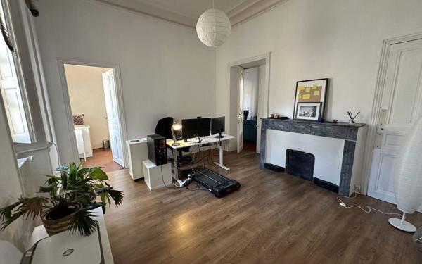 Appartement à vendre    4 pièces • 137 m2 Nîmes