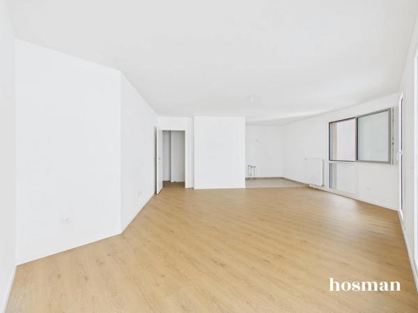 AUBERVILLIERS - Avenue de la republique - Appartement 4 pièces avec grande terrasse