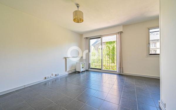 Appartement à vendre    2 pièces • 47,48 m2 Paris 11