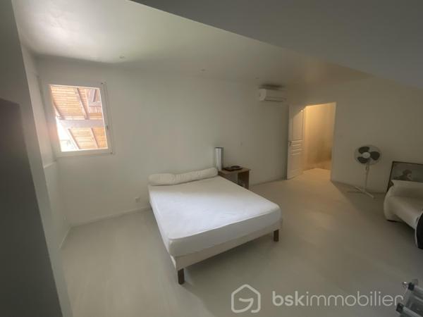 Corps de ferme de 222,80 m²