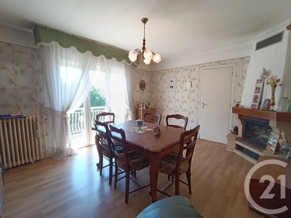 Maison à vendre  5 pièces - 125 m 2   AUREILHAN  - 65