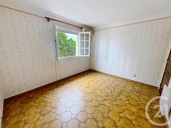 Maison à vendre  5 pièces - 134,45 m 2   CERET  - 66
