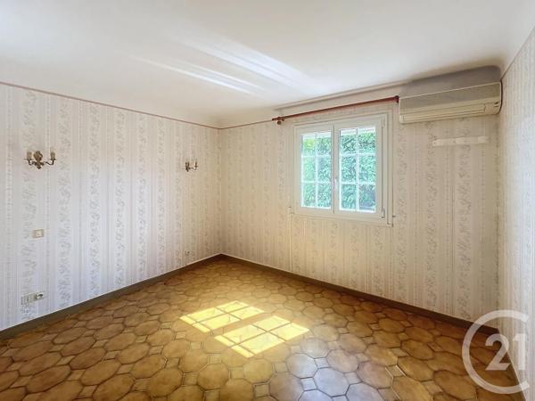 Maison à vendre  5 pièces - 134,45 m 2   CERET  - 66