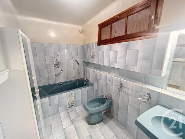 Maison à vendre  5 pièces - 134,45 m 2   CERET  - 66