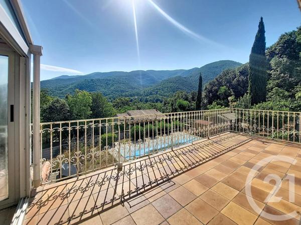 Maison à vendre  5 pièces - 134,45 m 2   CERET  - 66