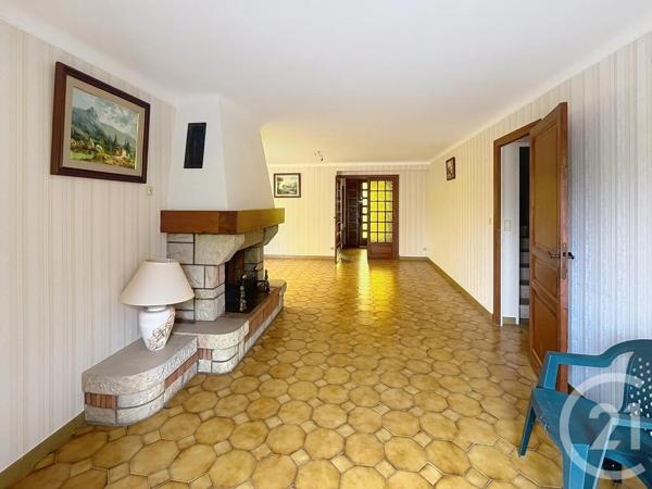Maison à vendre  5 pièces - 134,45 m 2   CERET  - 66