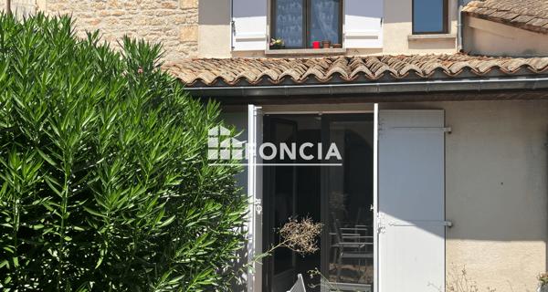 À vendre Immeuble 53.08 m² - Angoulême 16000